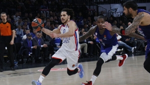 Anadolu Efes Larkin ile coştu
