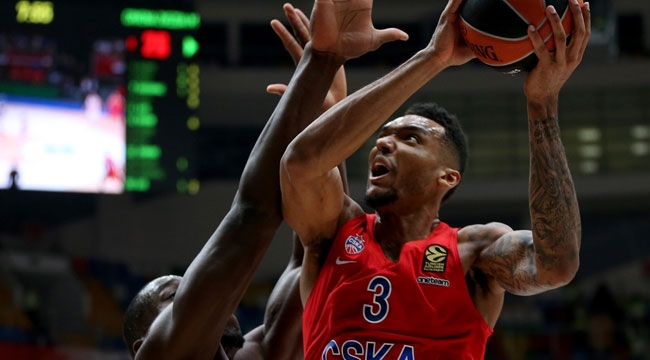 Joel Bolomboy 2 yıl daha CSKA'da 