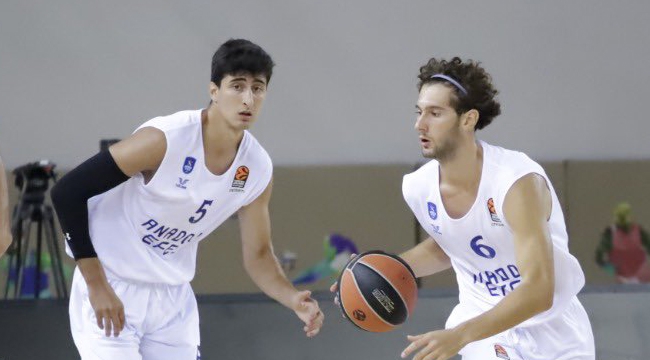 Gloria Cup 1'de şampiyon Anadolu Efes