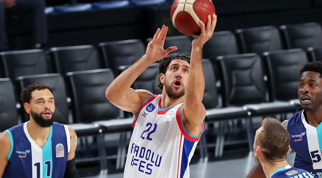 Anadolu Efes sahasında Türk Telekom'u geçti