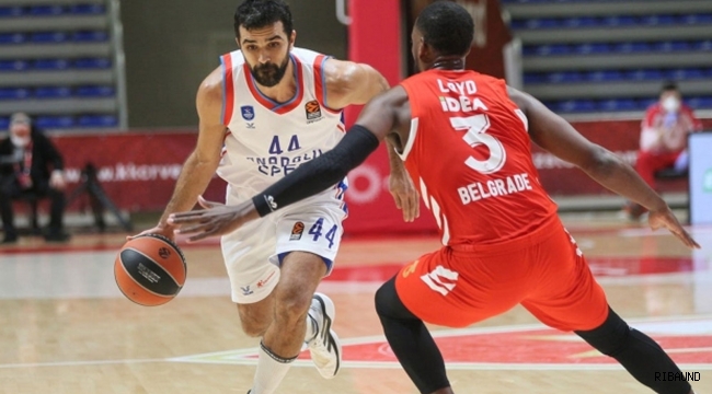 Anadolu Efes Kızılyıldız'ı deplasmanda devirdi