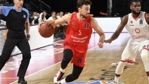 JL Bourg: 79 - Bahçeşehir Koleji: 77