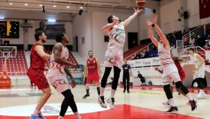 Aliağa Petkimspor tek sayı farkla yendi