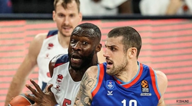 Efes, Baskonia'ya farklı yenildi