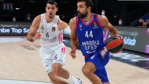Anadolu Efes sonunu getiremedi!