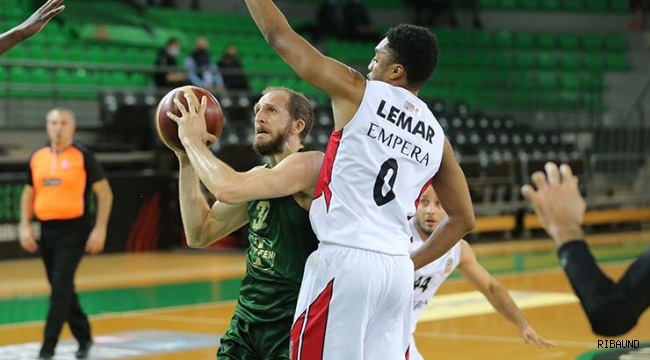 Darüşşafaka Tekfen sahasında Gaziantep Basketbol'u mağlup etti