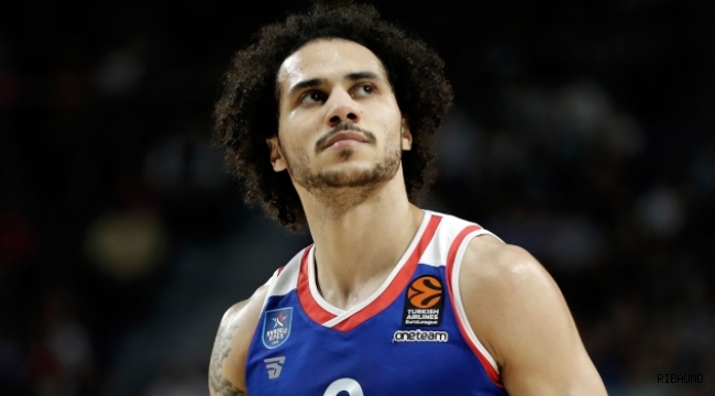 Shane Larkin, Barça'ya acımıyor