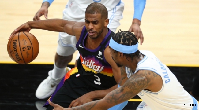 Chris Paul tarihe geçti, Phoenix farklı kazandı