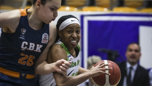  Nesibe Aydın'dan ÇBK Mersin'e 15 sayı fark