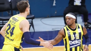 Fenerbahçe Beko derbide alev aldı