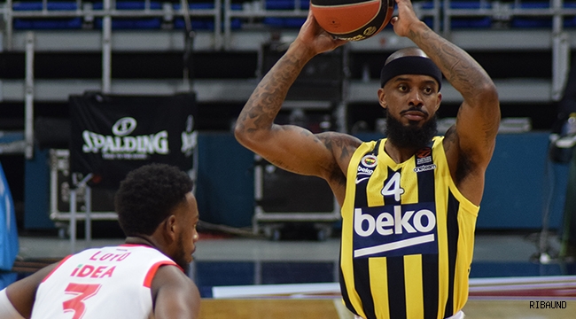 Lorenzo Brown UNICS Kazan'a gitti