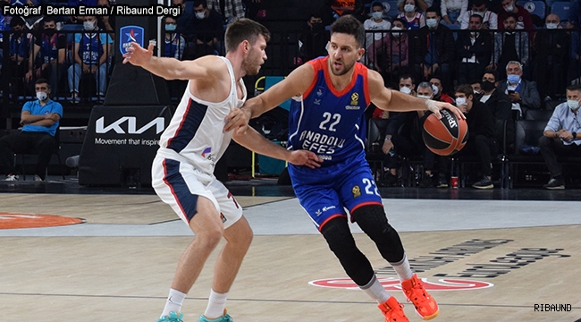 Anadolu Efes CSKA karşısında sonunu getiremedi