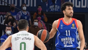 Anadolu Efes, Euroleague'de ilk galibiyetini aldı