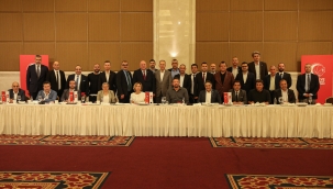 TBF Başkanı Türkoğlu, kulüp temsilcileriyle bir araya geldi