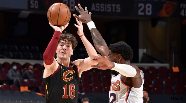 Cedi Osman'dan 23 sayı 