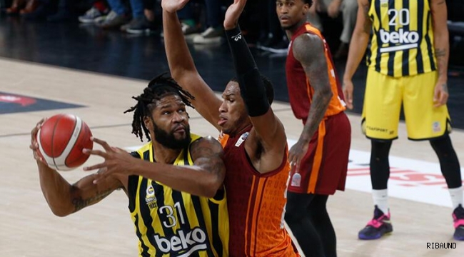 Derbinin galibi Fenerbahçe Beko oldu 