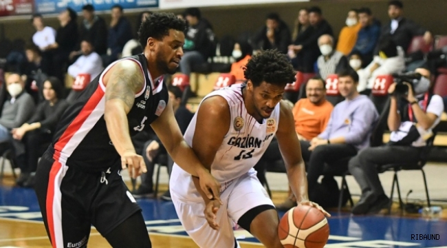 Gaziantep Basketbol evinde kazandı