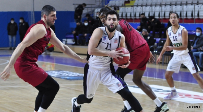 Gaziantep Basketbol farklı kazandı