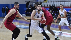 Gaziantep Basketbol farklı kazandı