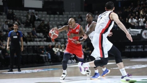 Potanın Kartalları evinde galip