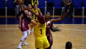 Potanın Kraliçeleri evinde farklı geçti 