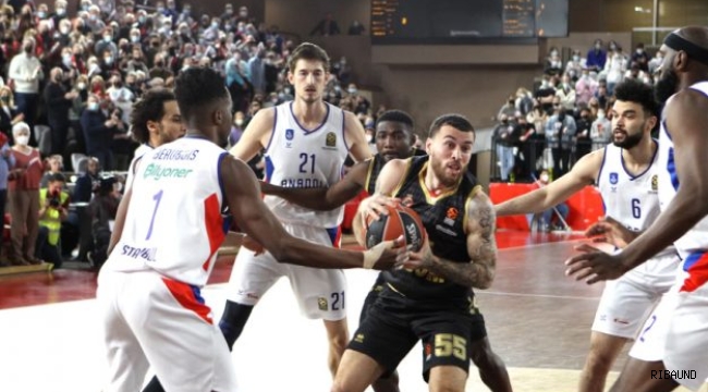 Anadolu Efes, deplasmanda kayıp