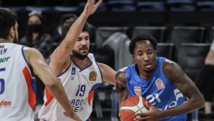 Anadolu Efes son saniyede kaybetti