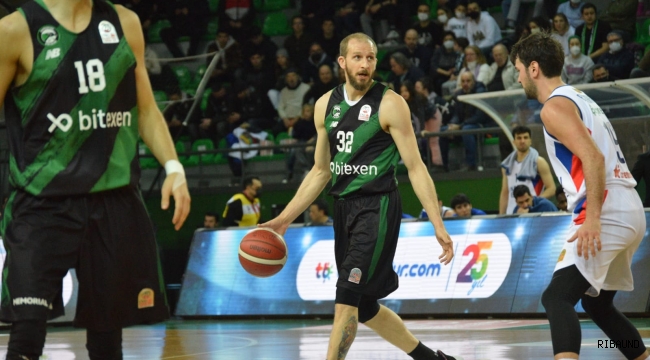 Daçka evinde Anadolu Efes'i yendi 