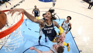 Ja Morant 52 sayıyla kariyer rekoru kırdı 