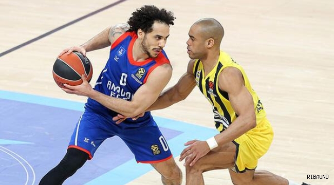 Türk derbisini kazanan Anadolu Efes 