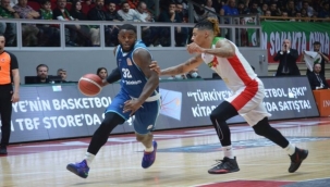 Yalova evinde Türk Telekom'u yendi