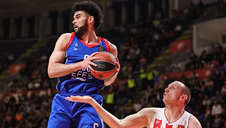 Anadolu Efes deplasmanda mağlup