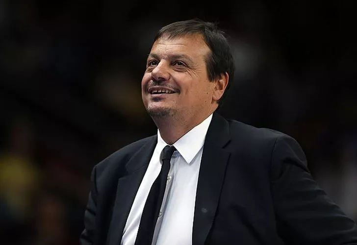 Anadolu Efes Başantrenörü Ergin Ataman: Şampiyonluğa 1 kaldı