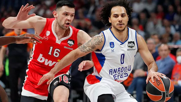 Anadolu Efes finalde 