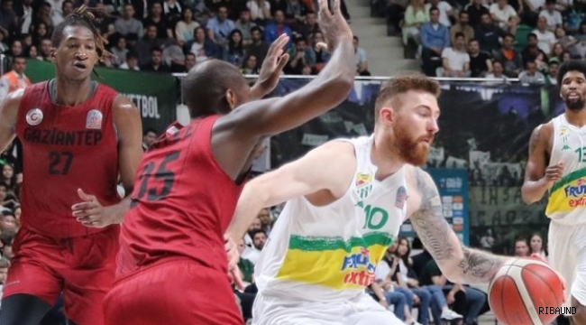 Potanın Timsahları, Gaziantep Basketbol'u yendi 