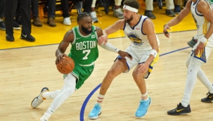 Boston Celtics final serisinde 2-1 öne geçti