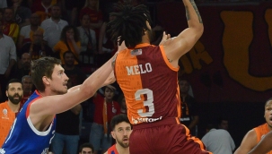 Galatasaray, Efes'i devirdi! seri uzadı