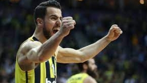 Melih Mahmutoğlu iki yıl daha Fenerbahçe'de