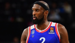 Anadolu Efes, Chris Singleton'a veda etti