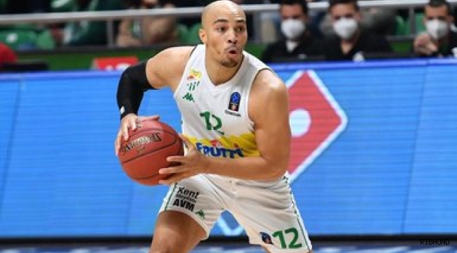 Panathinaikos Andrew Andrews'i transfer etti 