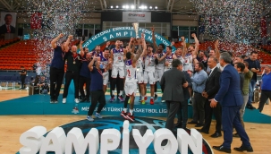 Şampiyon TED Kolejliler