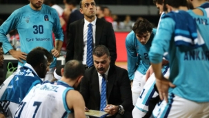 Telekom evinde Pınar Karşıyaka'yı devirdi