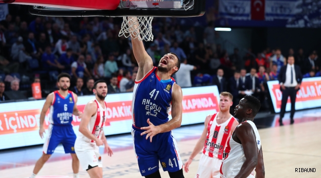 Anadolu Efes'ten üst üste 4.galibiyet 