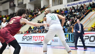 Konya 4 maç sonra kazandı