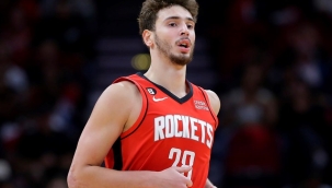 Alperen Şengün'den 20 sayı, 14 ribaund