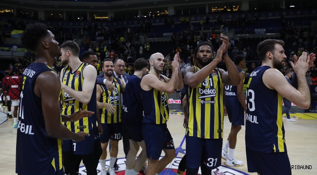 Fenerbahçe çift maç haftasını kayıpsız geçti