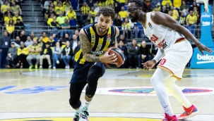 Fenerbahçe uzatmada kazandı