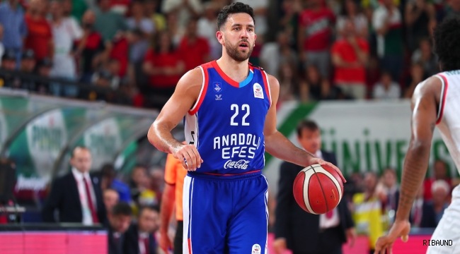 Şampiyon Anadolu Efes