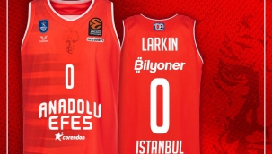 Efes'ten 100. yıl için 'Atatürk'lü forma