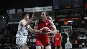 Kartal son 4'e uçtu